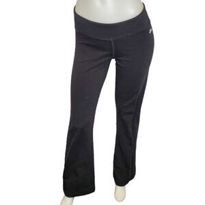 KATHMANDU black yoga pants dri motion boot cut 6